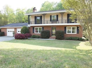 5136 Chalet Ct, Dunwoody, GA 30360
