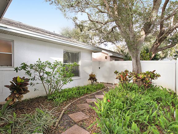 5th image of 1464 Cairn Ct