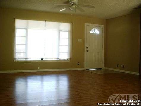 5th image of 646 Sumner Dr