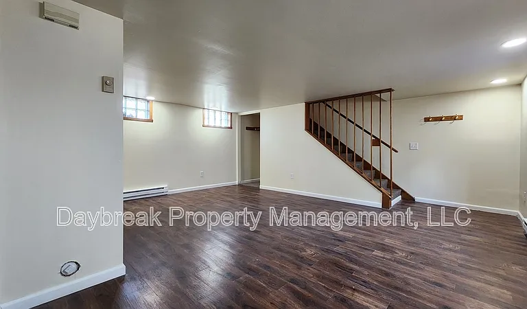 1117 2nd Ave S #1 — Photo 4