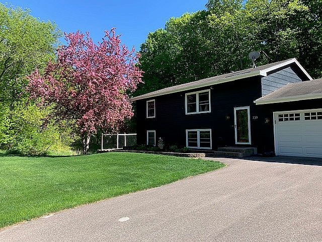 1st image of 739 Woodhill Dr