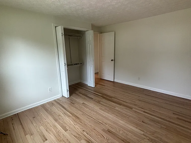 2215 Ranch Trl — Photo 8