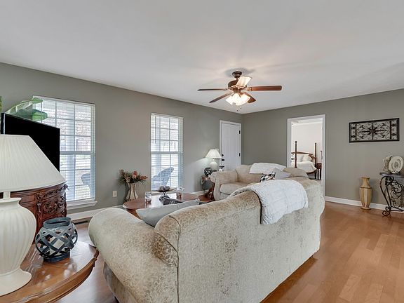 5th image of 314 Creek Ln