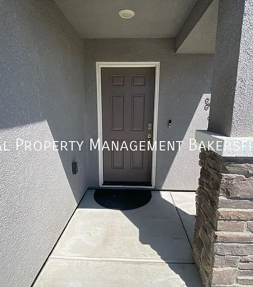 6000 Whaleback Ave — Photo 17