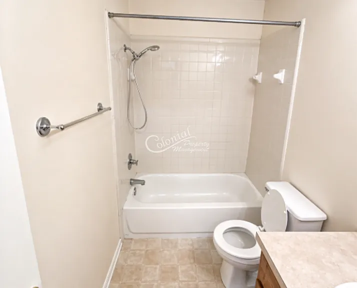 1907 Monte Carlo Ln #C — Photo 8