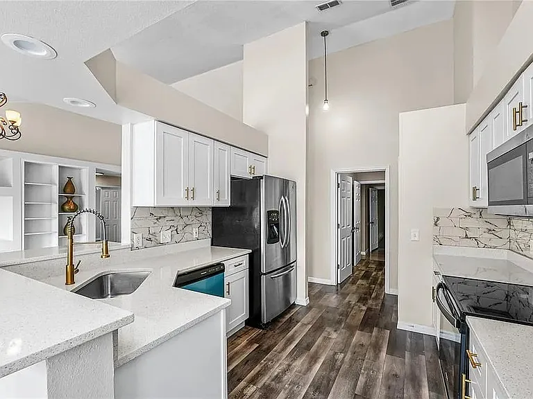 4806 Doc Dr — Photo 10