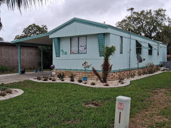 29 Lakeview Dr, Fruitland Park, FL 34731