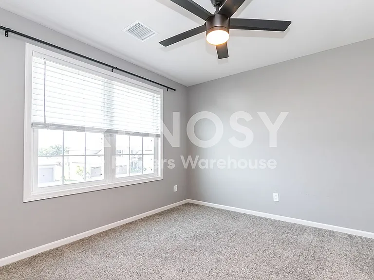 1312 NW 95th St — Photo 4