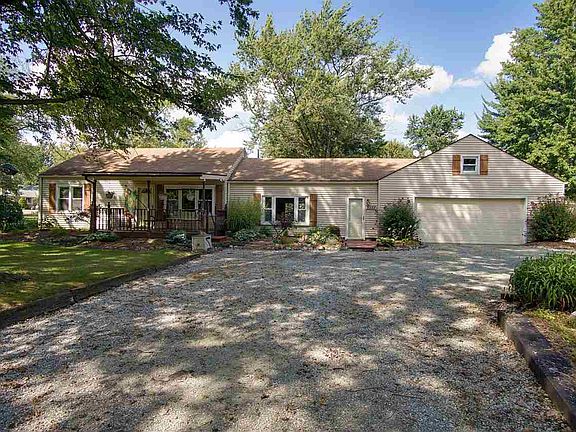 2nd image of 2337 Medford Dr