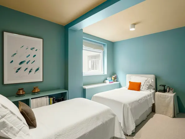 880 5th Avenue image 8 of 12