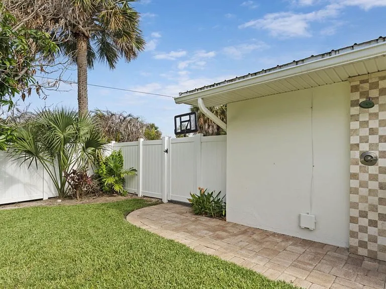 415 Hibiscus Trl — Photo 20
