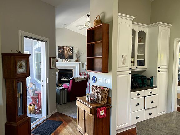 2nd image of 10810 Colvos Dr NW