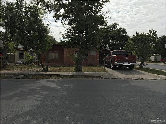 2nd image of 2421 Ivy Ave