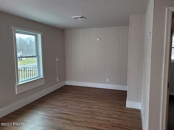 3rd image of 797A Terrace St