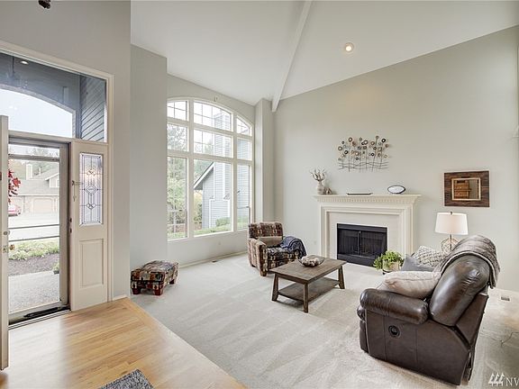 4th image of 26125 SE 39th Ct