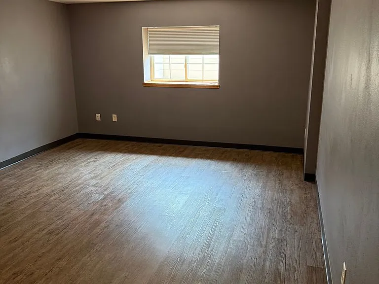 3015 Valley St — Photo 15