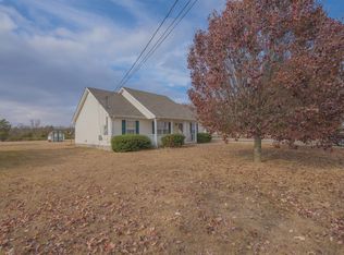 692 Crescent Rd, Murfreesboro, TN 37128