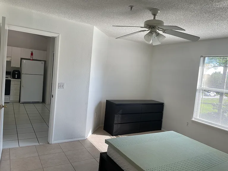 160 Reserve Cir #212 — Photo 12