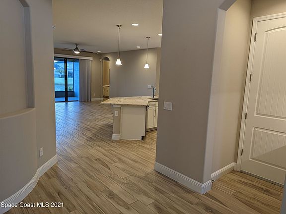 3rd image of 3152 Trasona Dr