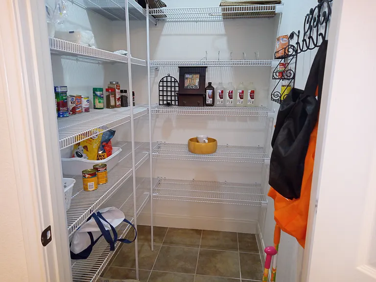 walk in pantry