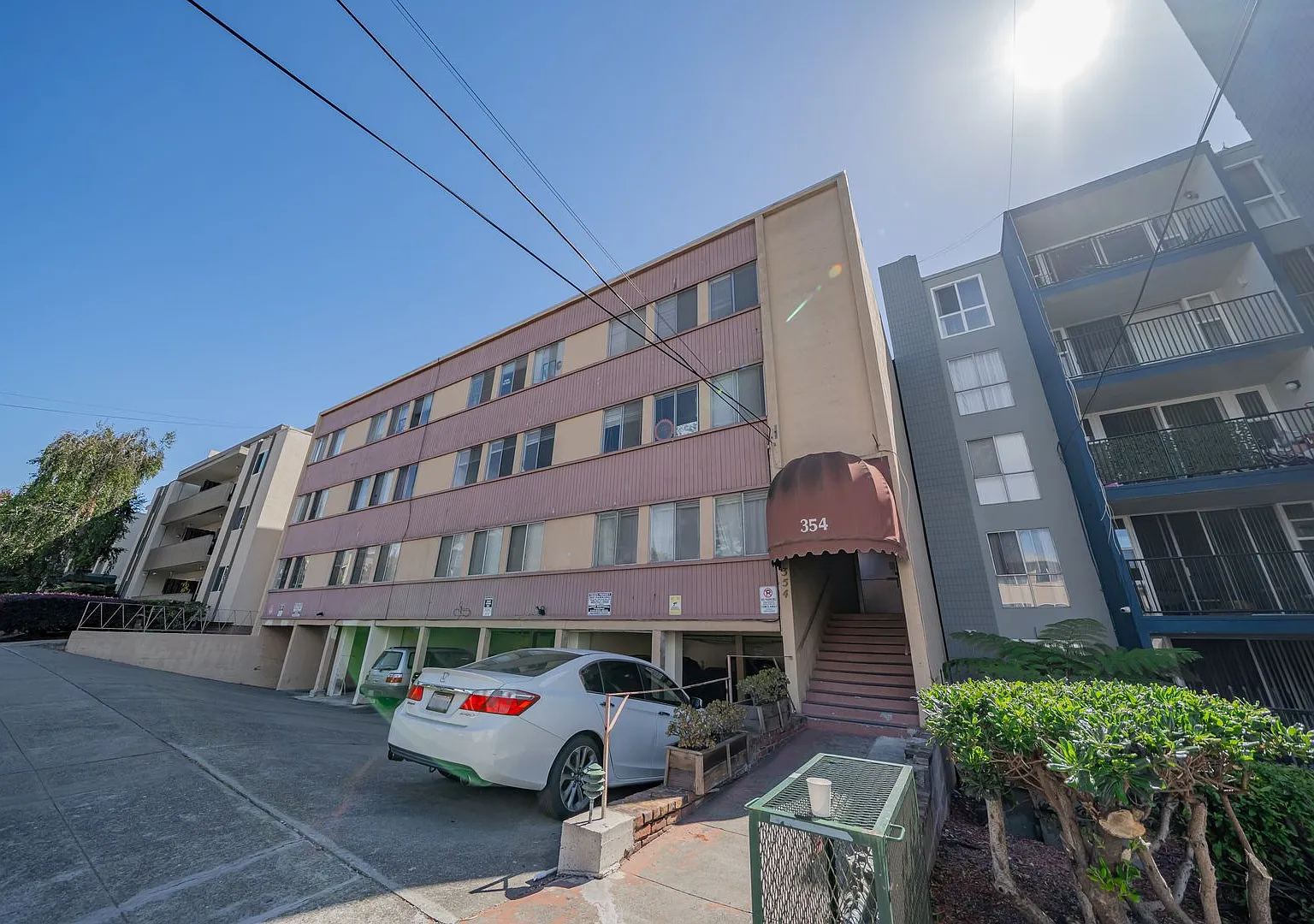 354 Vernon Street — Photo 1