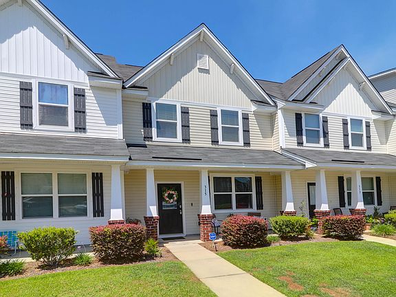 2nd image of 315 Flyway Rd