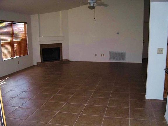 5th image of 1643 S Sycamore Pl