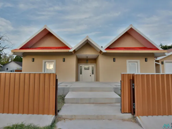 309 S Avenue F, Portales, NM 88130