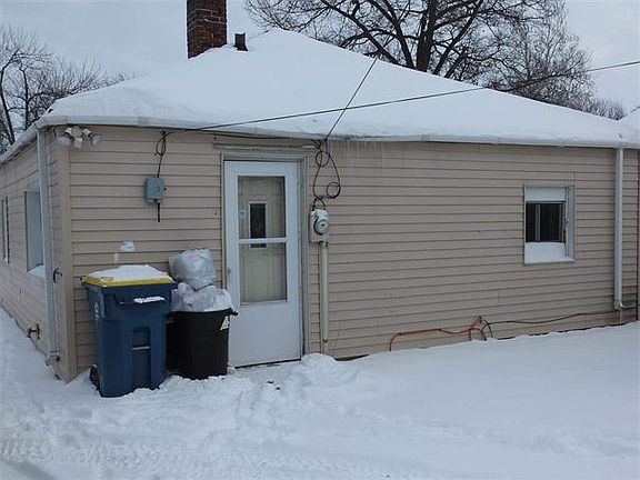4th image of 127 Alford St