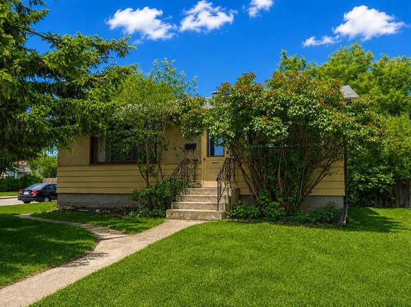 3502 E 51st Ave, Red Deer, AB T4N 4G2