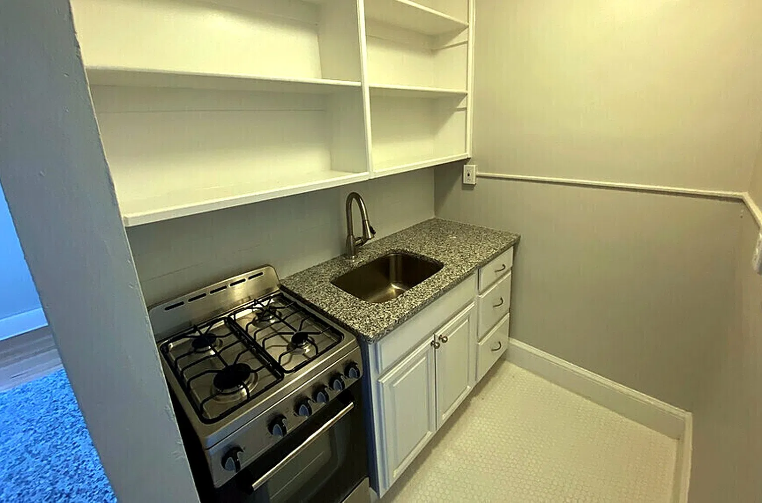 Studio, 450 sqft, $1,495 — Photo 1