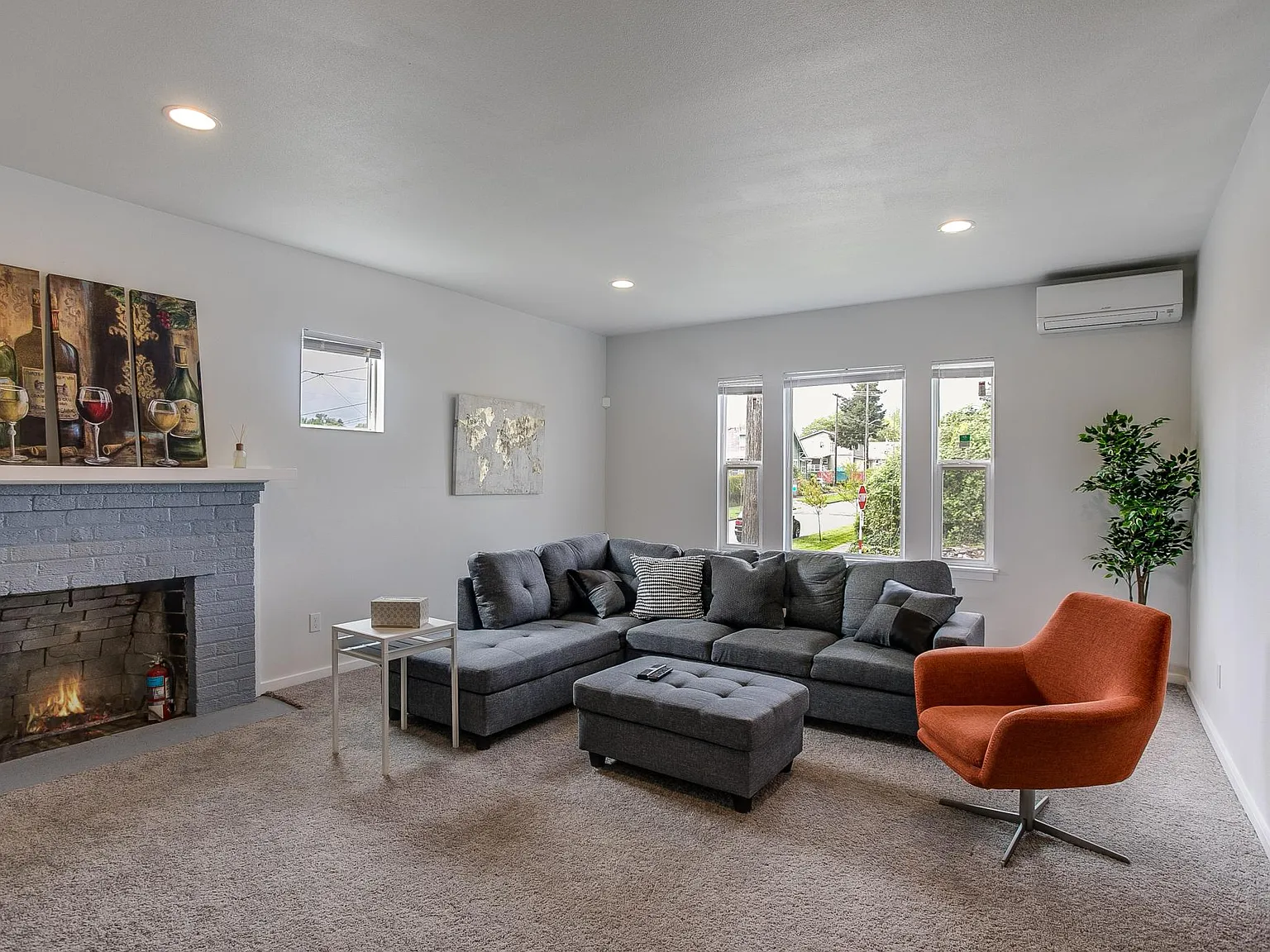3901 S Angel Pl — Photo 4
