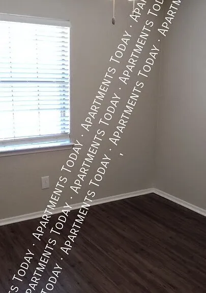 112 S Summit St #4 — Photo 18