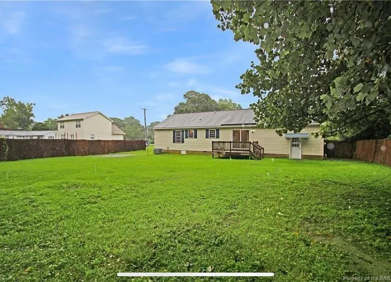 8649 Pocahontas Trl — Photo 4