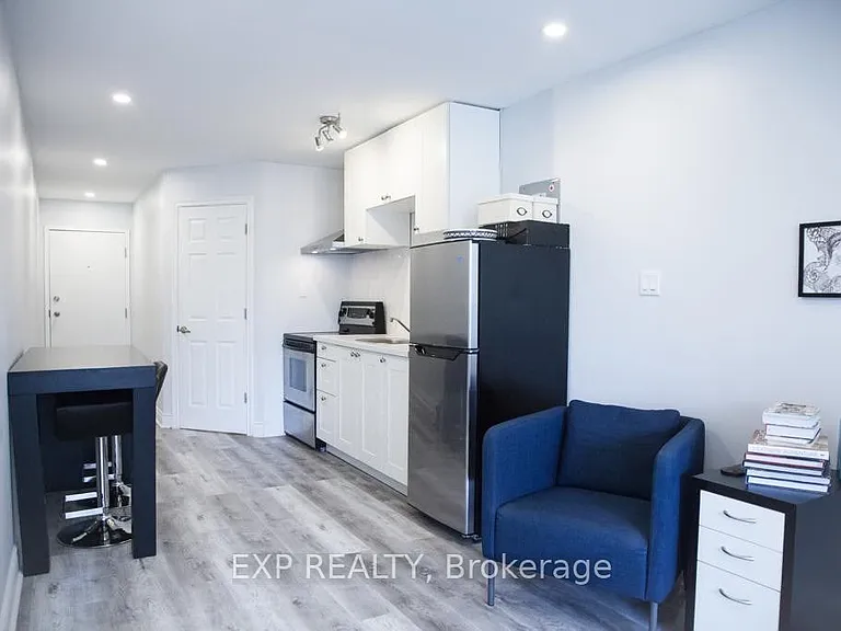 259 Lakeshore Rd E #5 — Photo 8