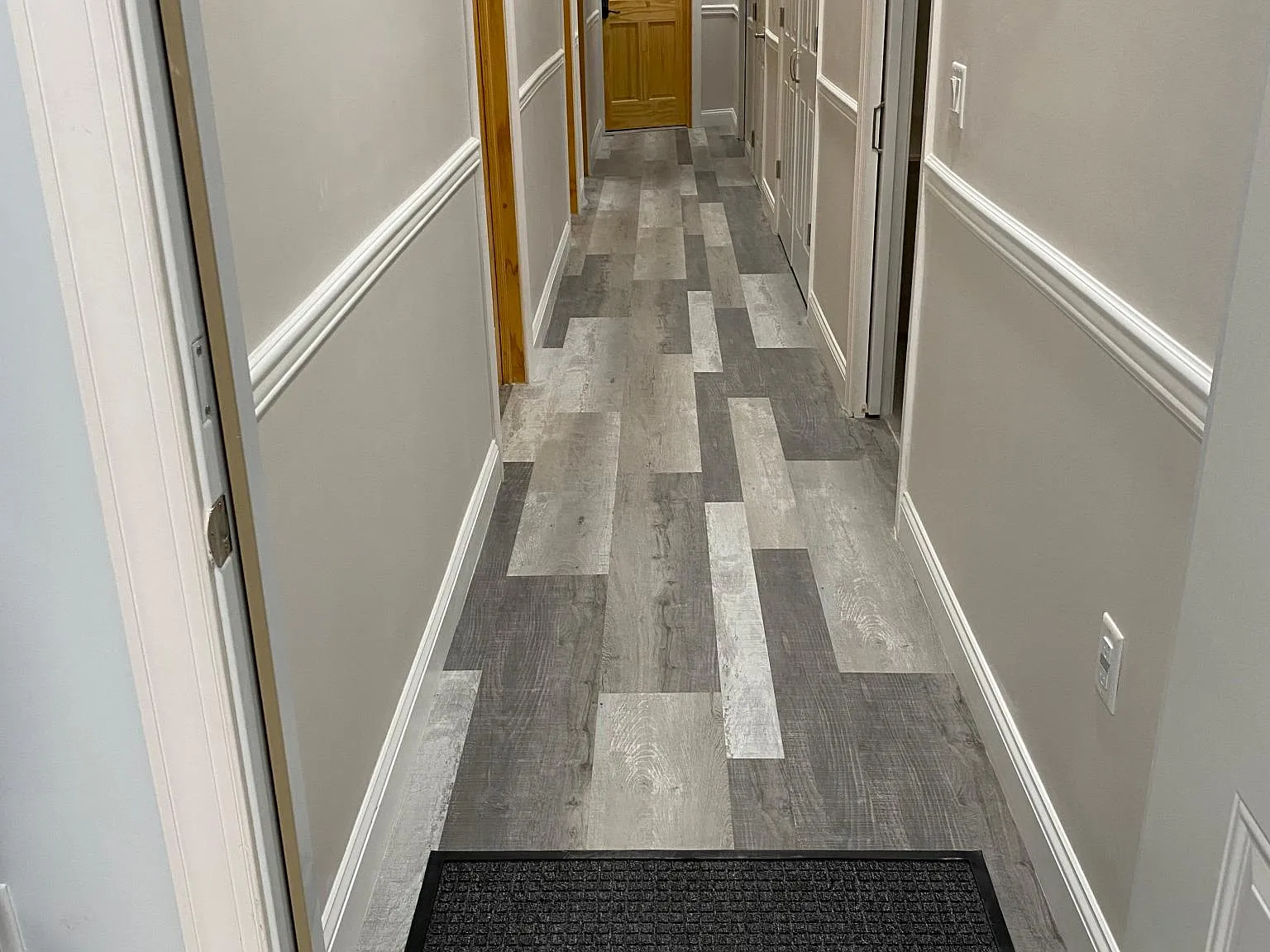 83 Corbin Ave — Photo 4