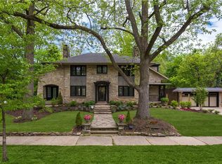 2245 Lamberton Rd, Cleveland Heights, OH 44118