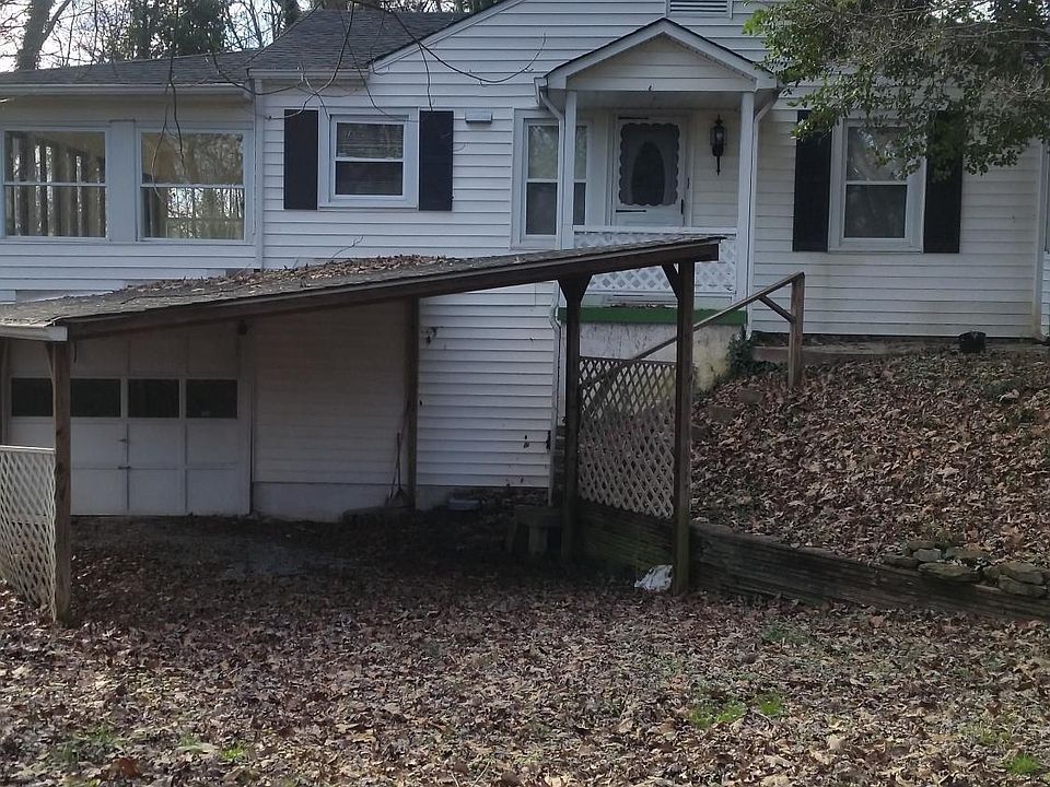 1st image of 112 NE Evergreen Dr