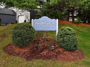 725 Island Ln UNIT 3, West Haven, CT 06516