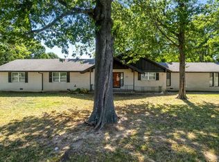 9101 S Highland Dr, Broken Arrow, OK 74014