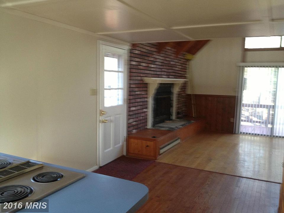 2nd image of 518 Possum Hollow Trl