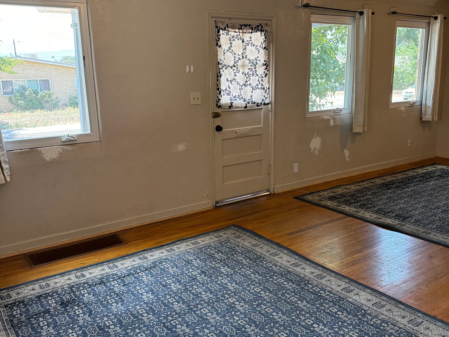 3 bed, 1683 sqft, $2,000 — Photo 4