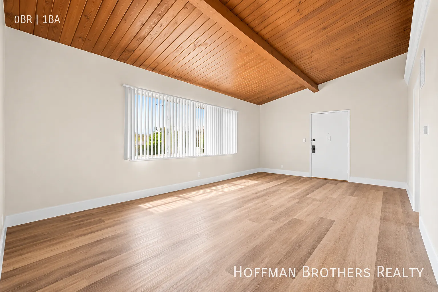 4125 Palmyra Rd Los Angeles, CA 90008 — Photo 1