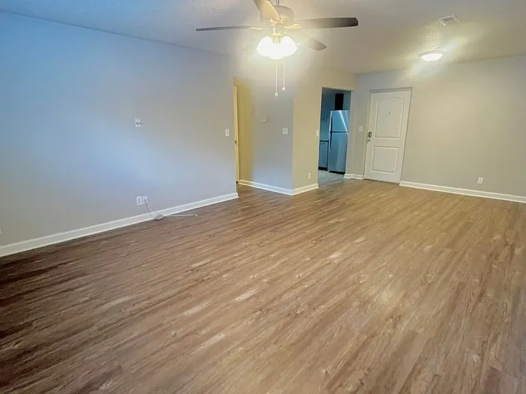 3710 Wyandotte St #8 — Photo 14