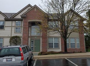 1636 Carlemont Dr APT A, Crystal Lake, IL 60014