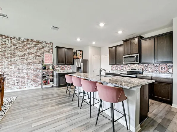 113 Star Spangled Dr, Liberty Hill, TX 78642