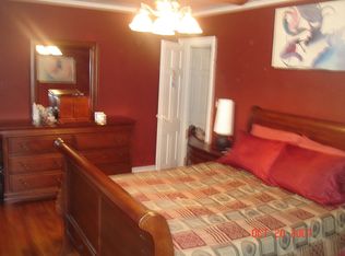 199 Munro Blvd, Valley Stream, NY 11581