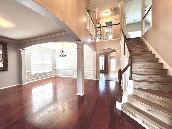 5th image of 22847 Red River Dr