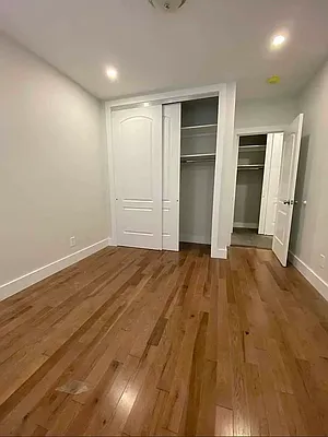 Rented by Voro, LLC | media 9