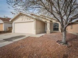 11633 Desert Keep Dr, El Paso, TX 79936